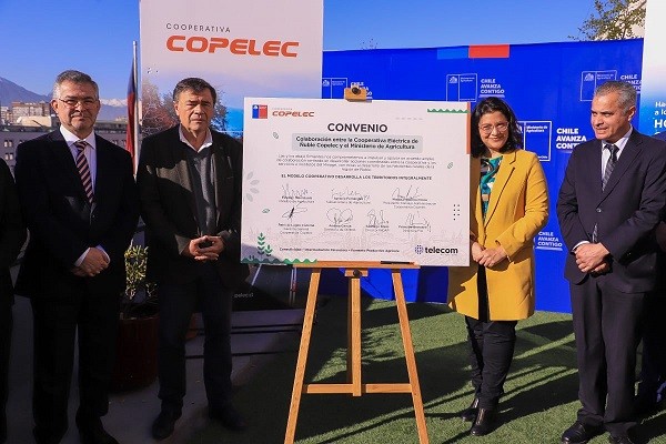 Minagri firma convenio de colaboración con COPELEC para fomentar el